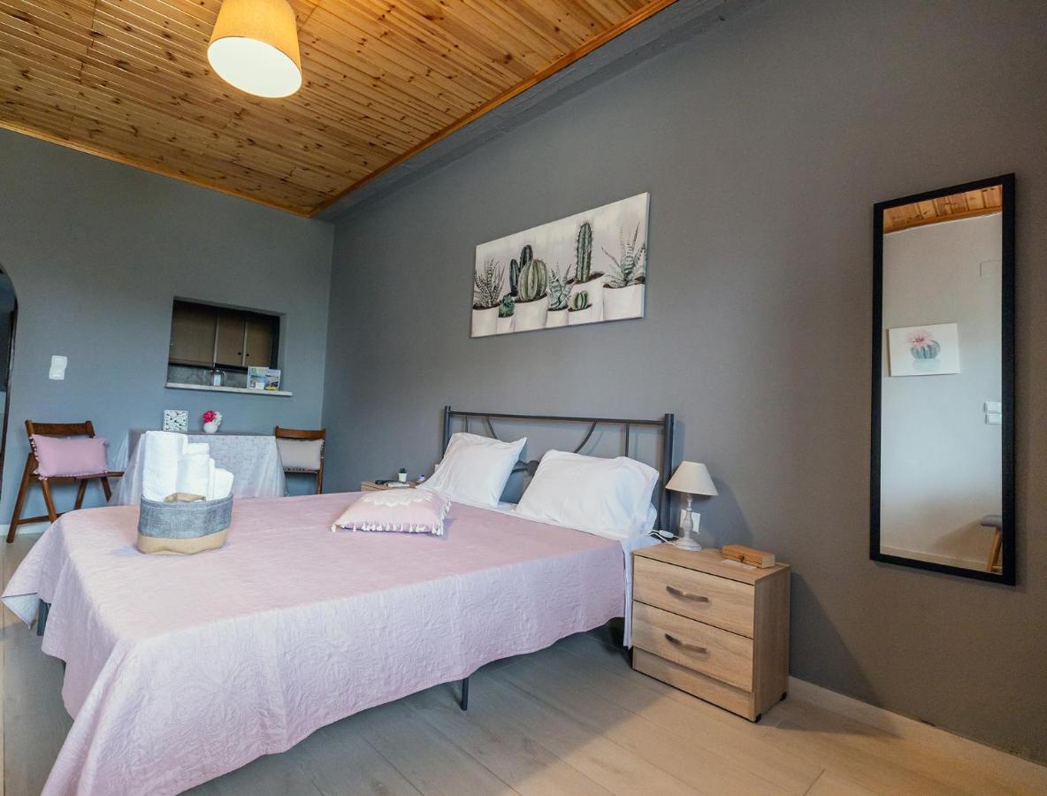 Rose Garden Apartments Митикас Экстерьер фото