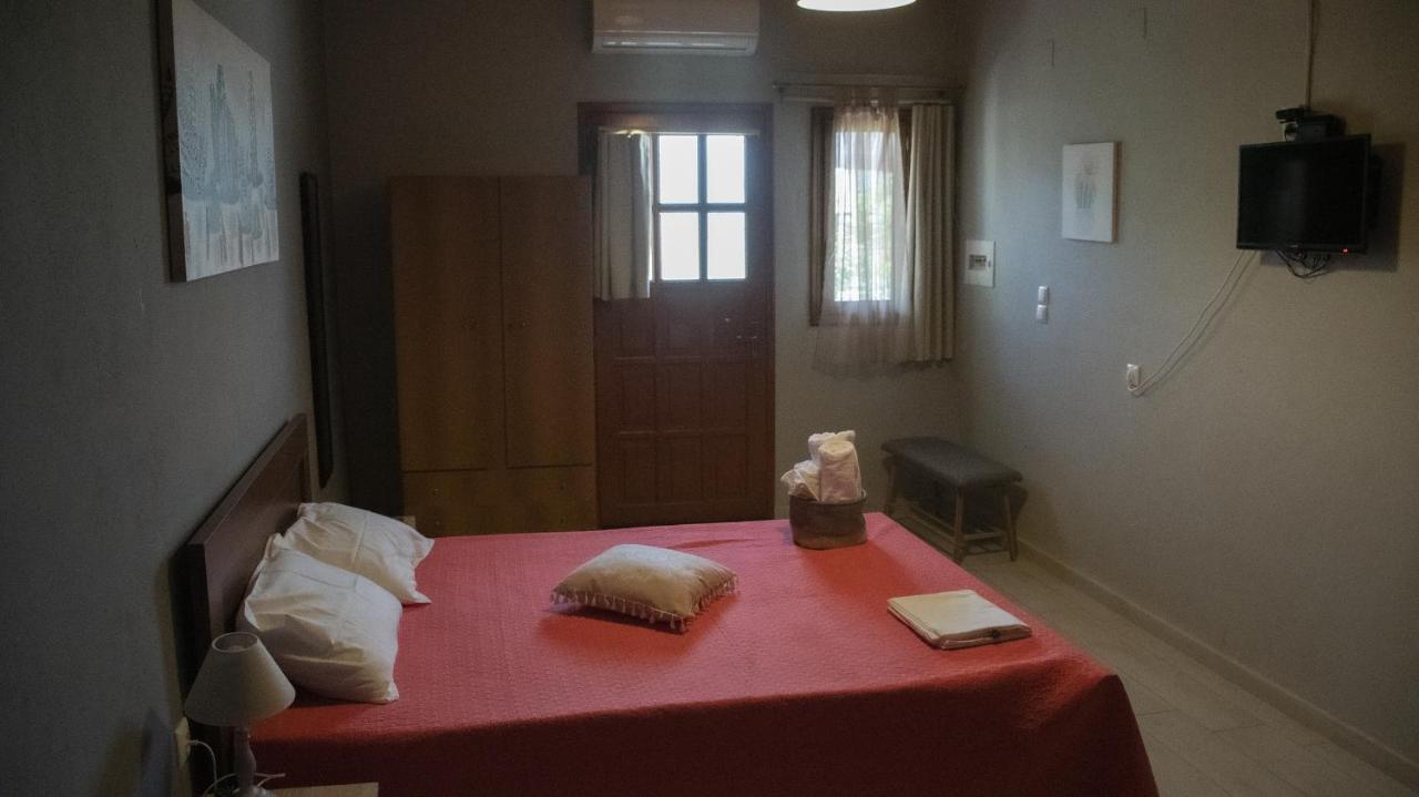 Rose Garden Apartments Митикас Экстерьер фото
