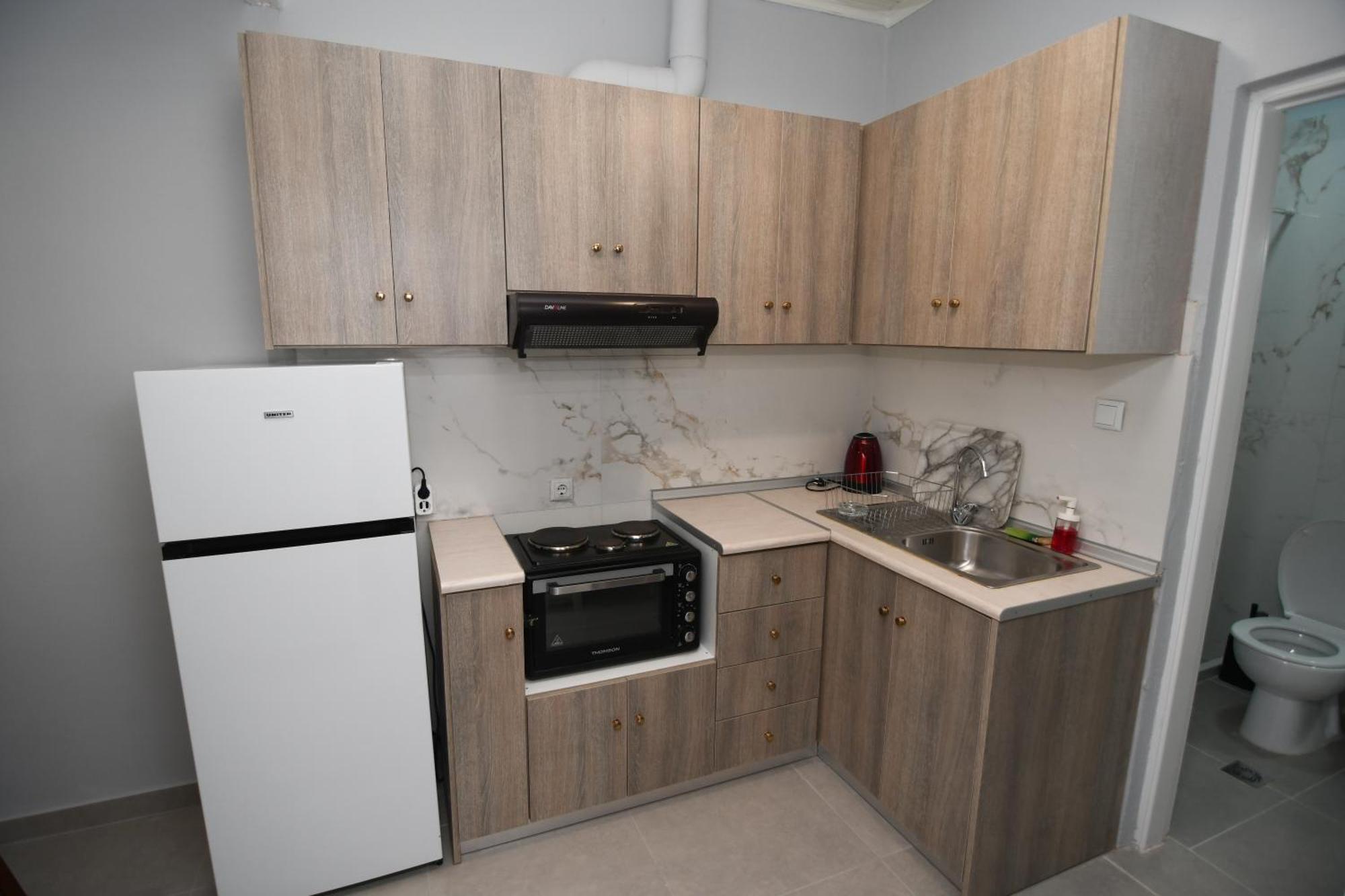 Rose Garden Apartments Митикас Экстерьер фото
